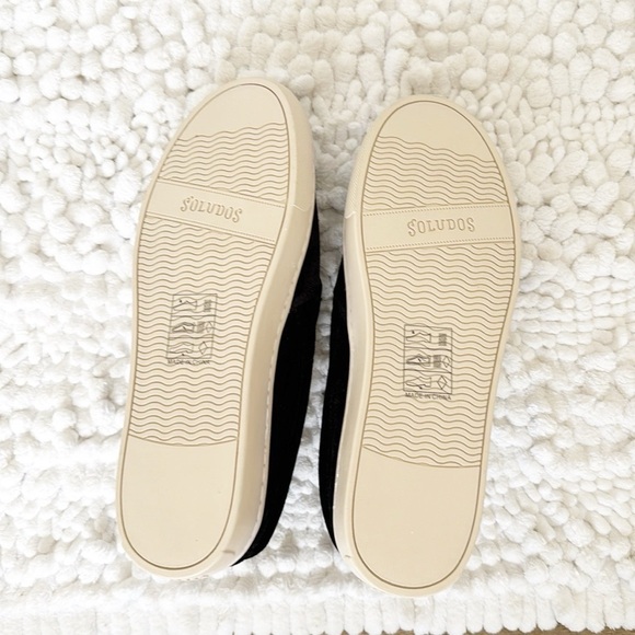 SOLUDOS black velvet slip on shoes size 7 beaded elephants - Picture 7 of 7